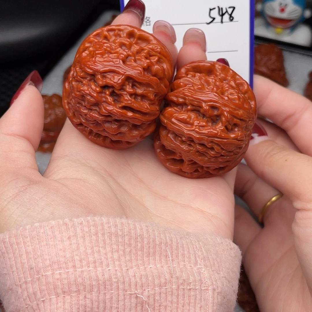 吊坠桃核43白狮子548