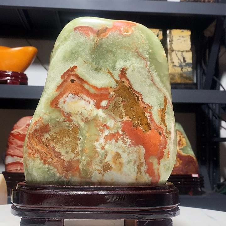石材宽19厘米高28厘米