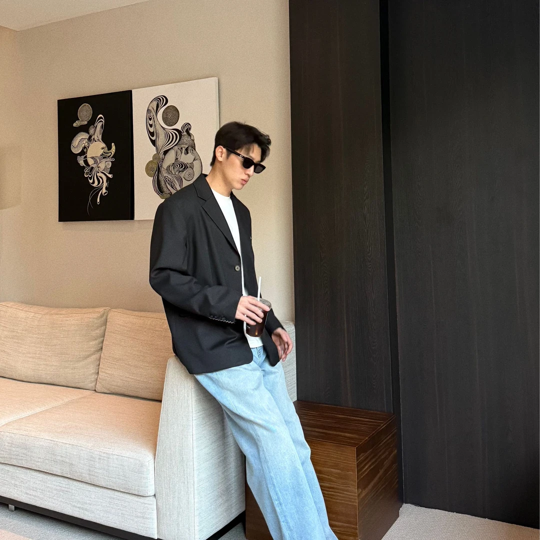 24秋冬春季新款刺绣带垫肩西服男女西装SW30158