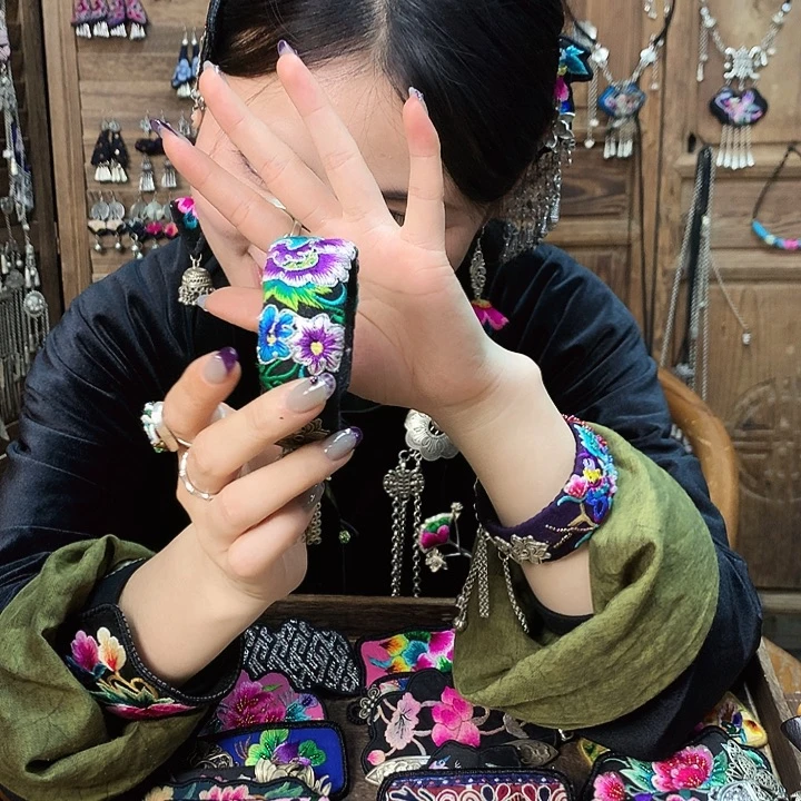 花岗石铁合金手镯