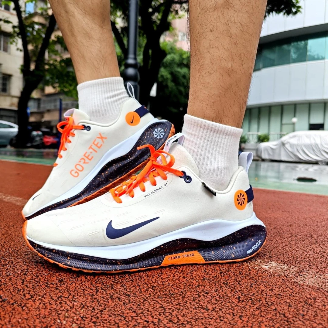 Nike/耐克 缓震泡棉 低帮舒适 时尚百搭 休闲跑步鞋 男女同款