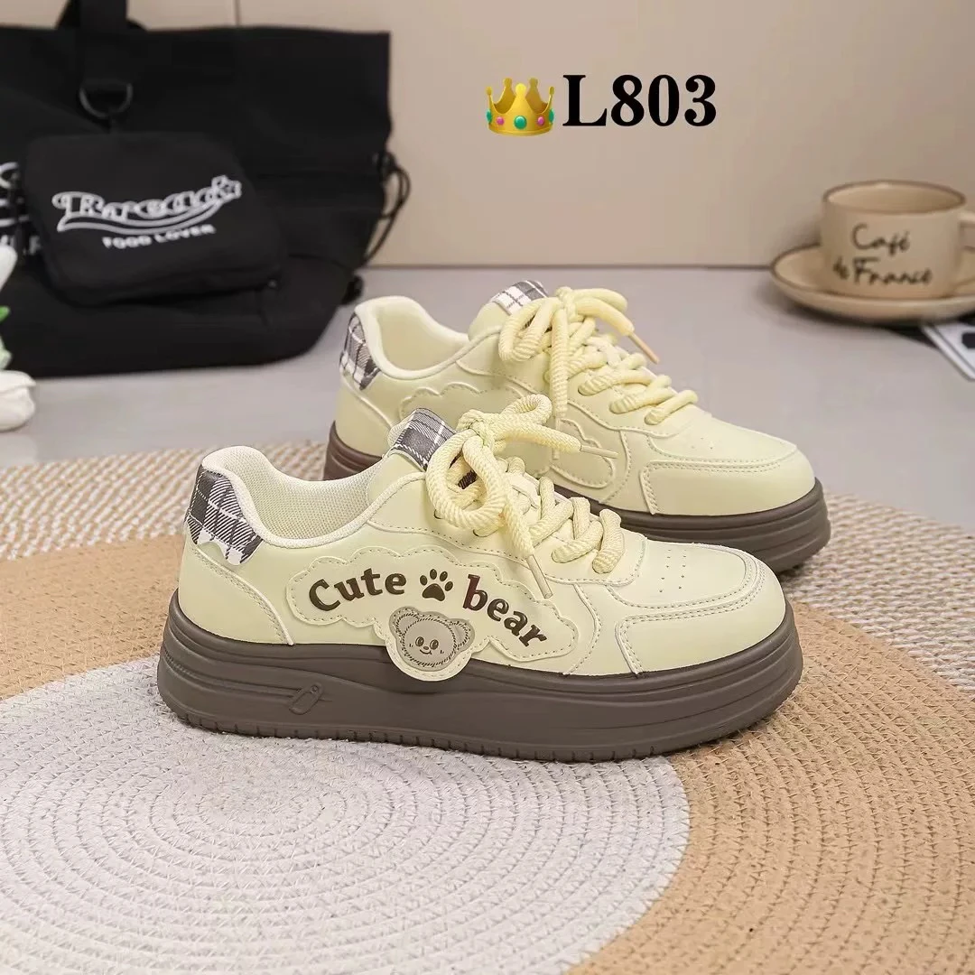 秋冬韩版小熊刺绣时尚百搭板鞋厚底软萌潮流复古加绒加厚休闲鞋