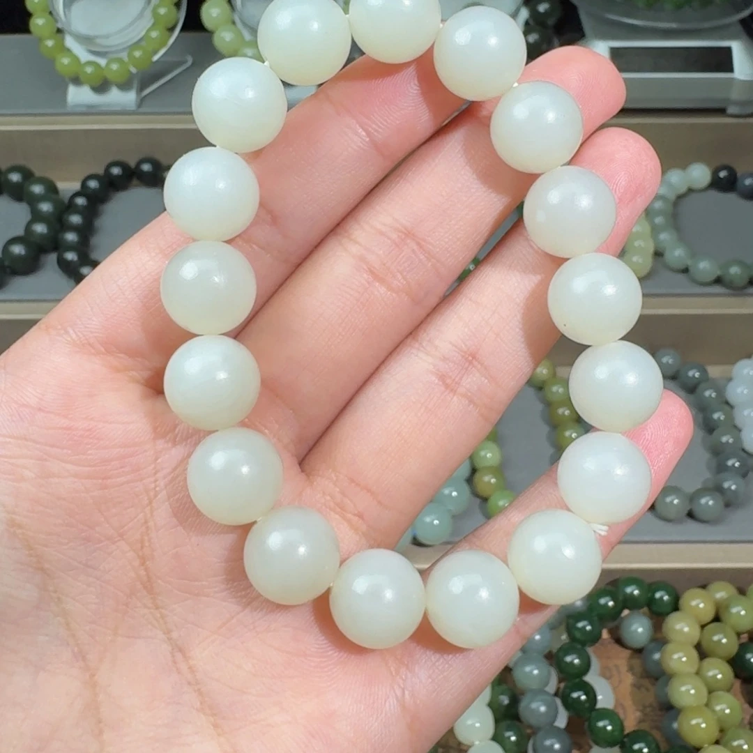 和田玉未镶嵌手链