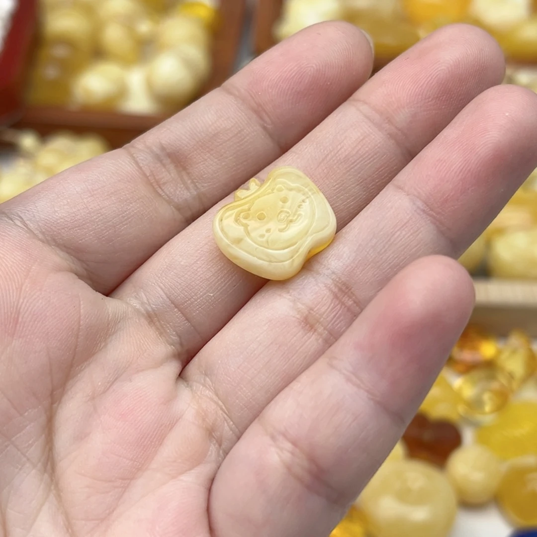裸石蜜蜡未镶嵌天然
