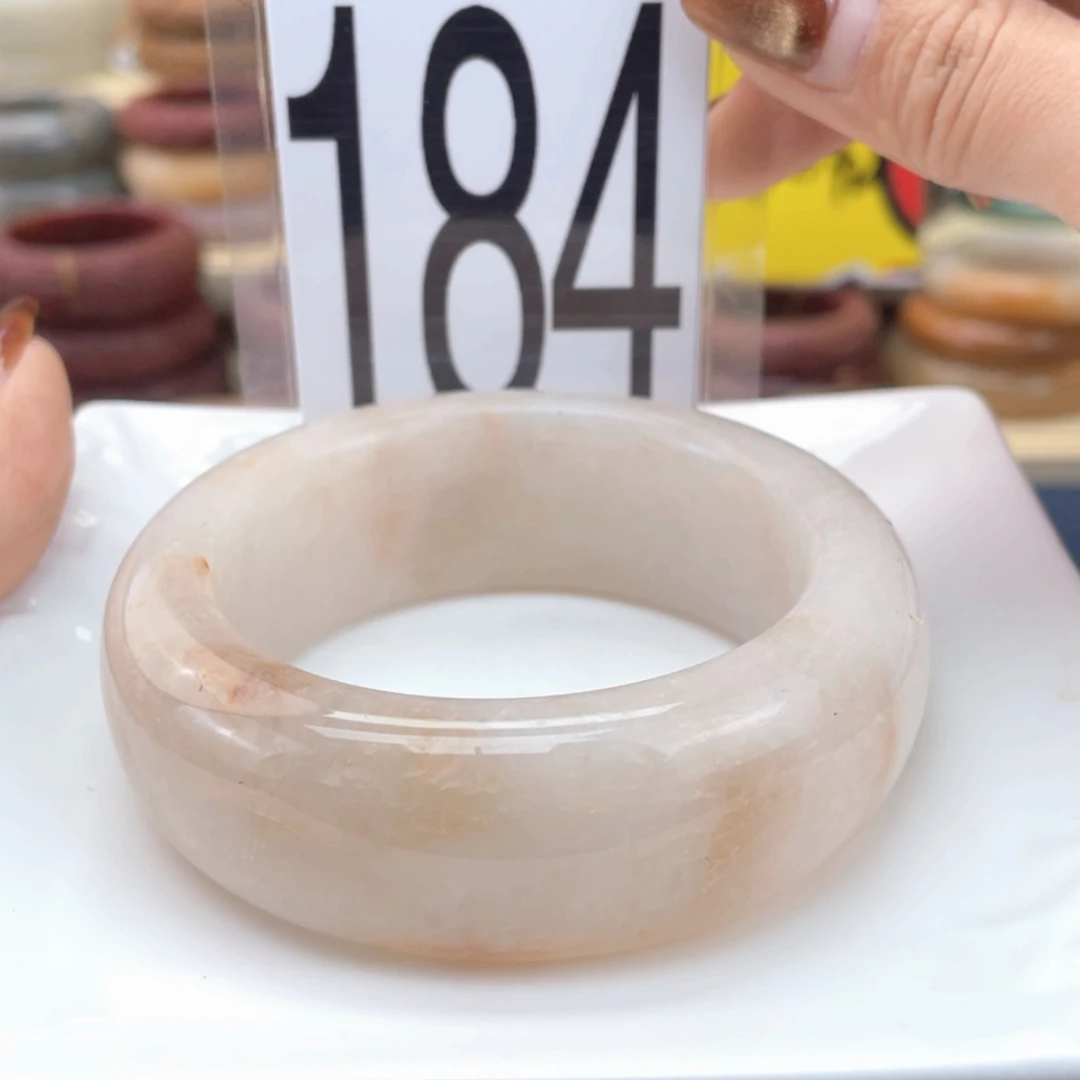 【闪购商品】石英质玉手镯未镶嵌