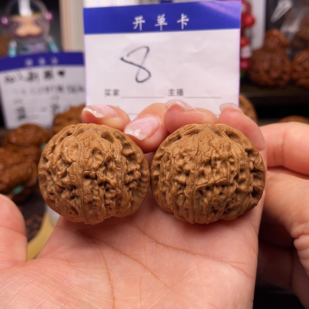 桃核吊坠白狮子球白39+