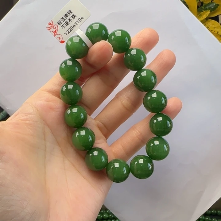 血***队和田玉未镶嵌手链果阳绿卡13.8m