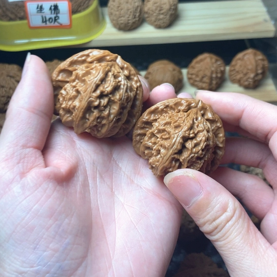 纹***r文玩核桃吊坠白狮子45