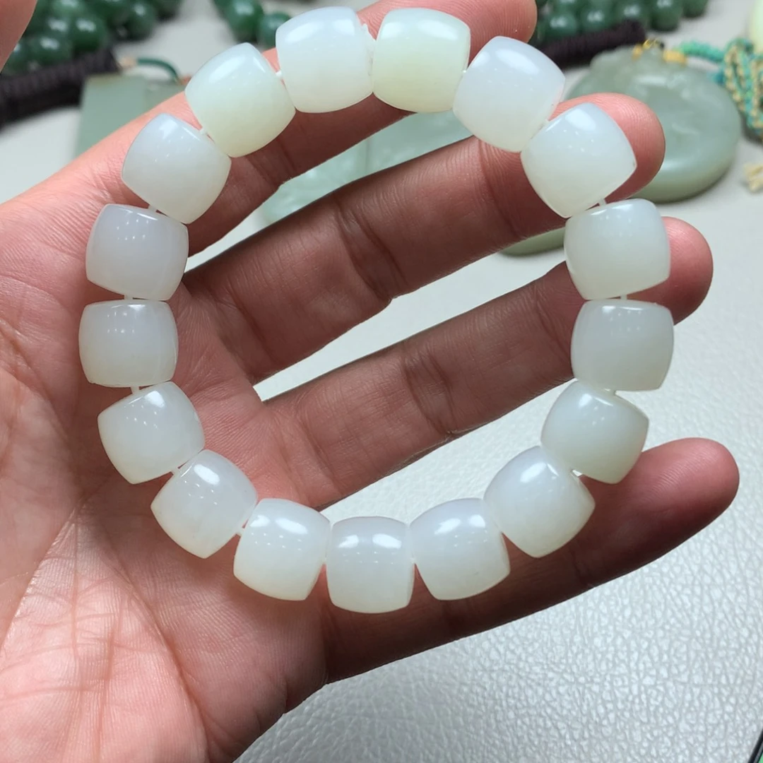 和田玉手链未镶嵌