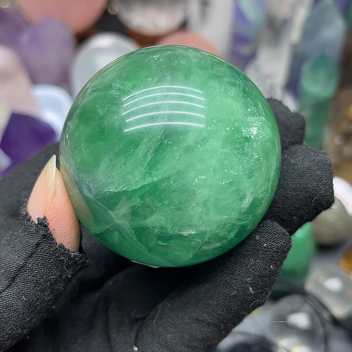 @*** 水晶未镶嵌珠宝半成品251克球