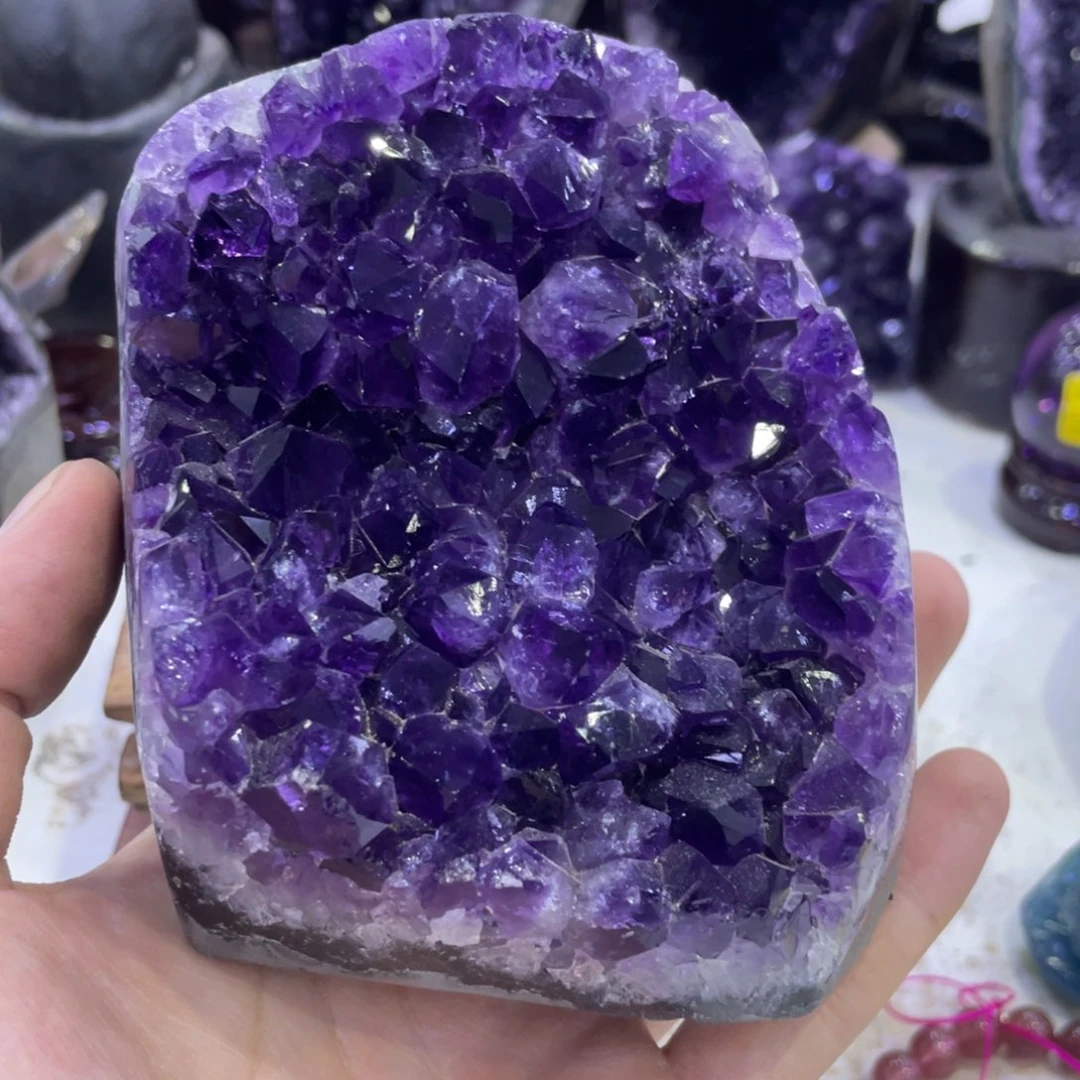 未镶嵌珠宝半成品水晶