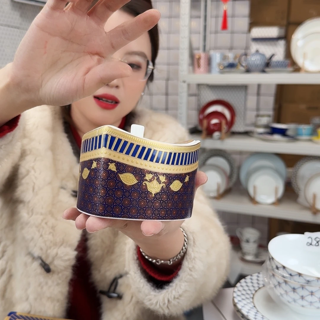 骨瓷高骨糖罐一个外贸骨瓷