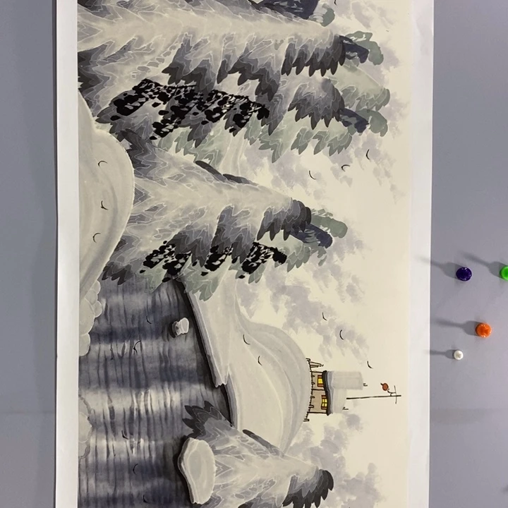 手绘作品等多种形式进行