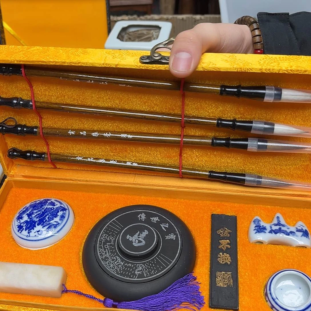 大叶紫檀（黑酸枝木类）