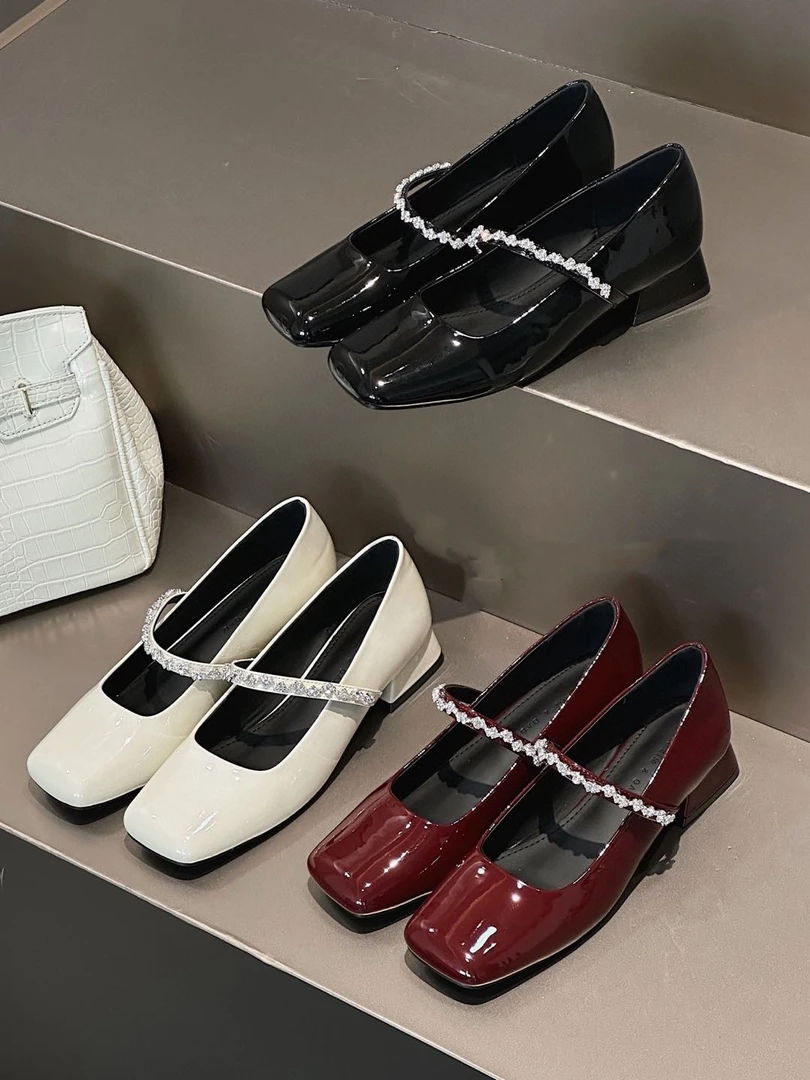 【车厘子红】法式粗跟水钻玛丽珍鞋方头单鞋漆皮春季女鞋07-5061