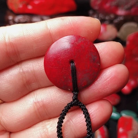 昌化鸡血石昌化鸡血石挂件
