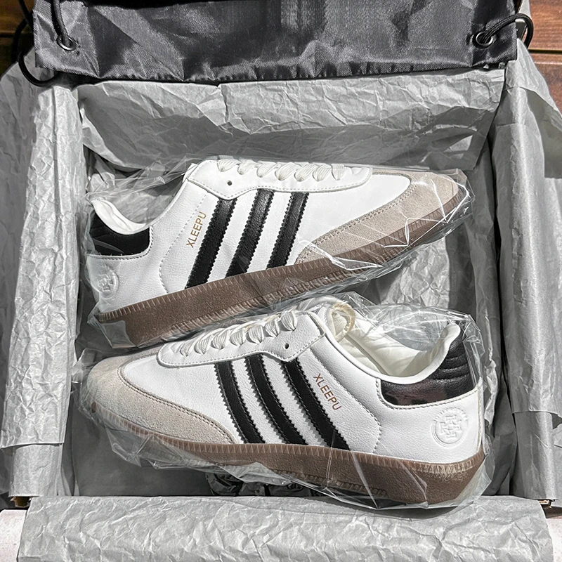 牛皮版~白色三杠德训鞋女2024冬新款厚底百搭透气复古休闲阿甘鞋