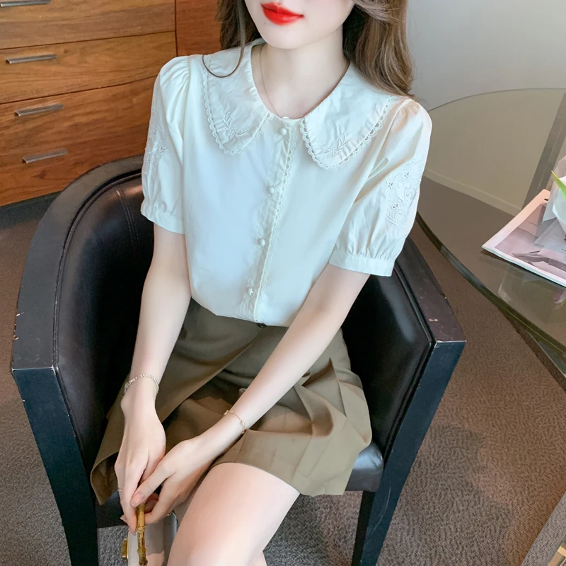 拉夏贝尔时尚女2025夏季新款娃娃领雪纺衫衬衫刺绣设计感短袖上衣
