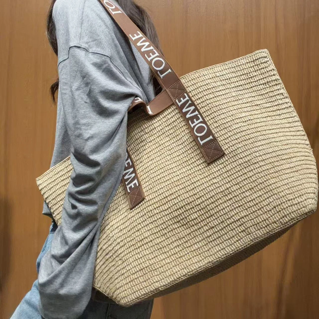 95新 LOEWE/罗意威 【福利】【蕾】 45 1059 棕色单肩包