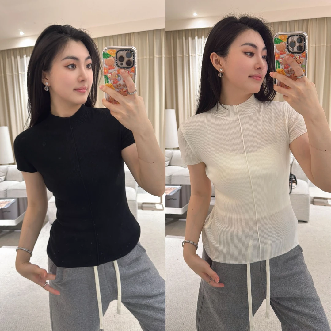 ARMS WELL王囡囡 黑/白绵羊毛单排扣半高领针织上衣（可两面穿S179