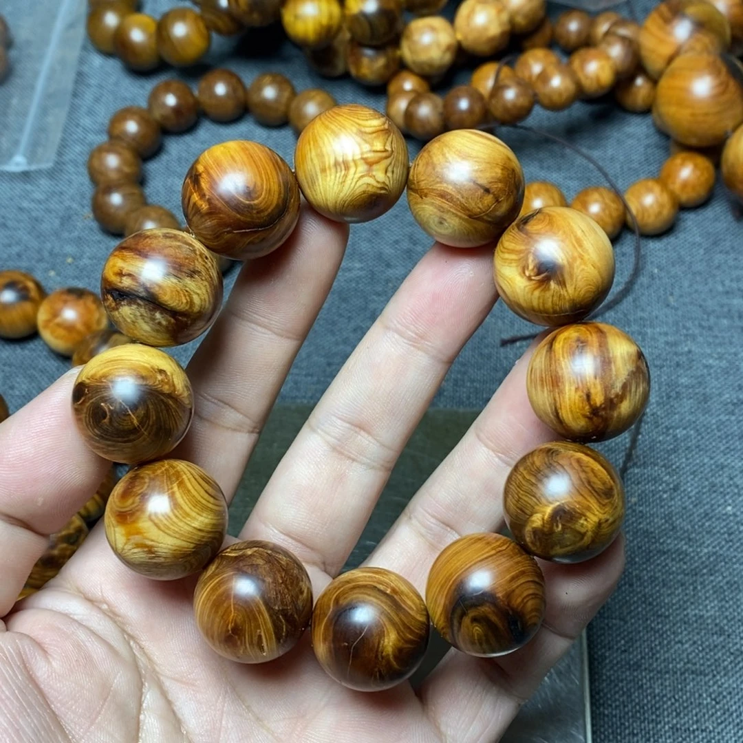 无事牌柏木（崖柏）