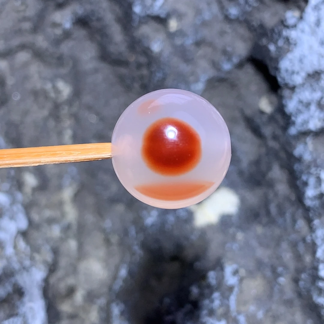 南红玛瑙未镶嵌冰飘圆珠12.4