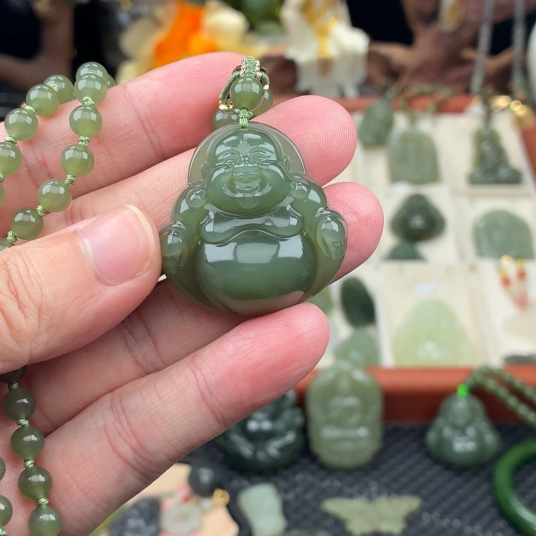 和田玉未镶嵌颈饰