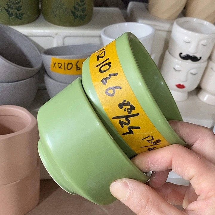 陶盆有孔 瑕疵针孔漏釉介意勿拍外口 10外高6