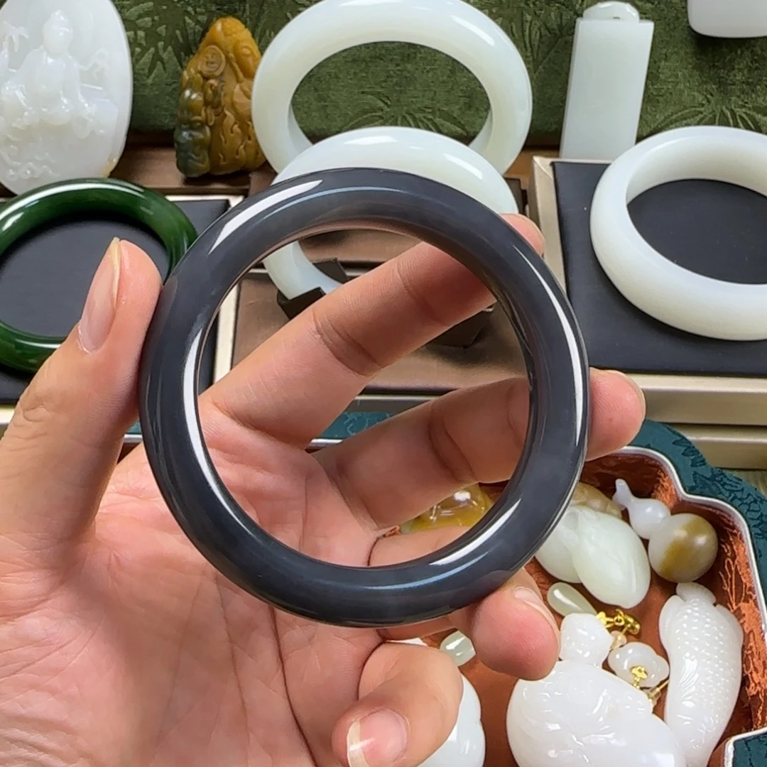 和田玉未镶嵌手镯青海烟紫