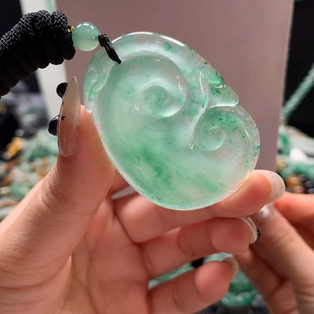 石英质玉未镶嵌吊坠