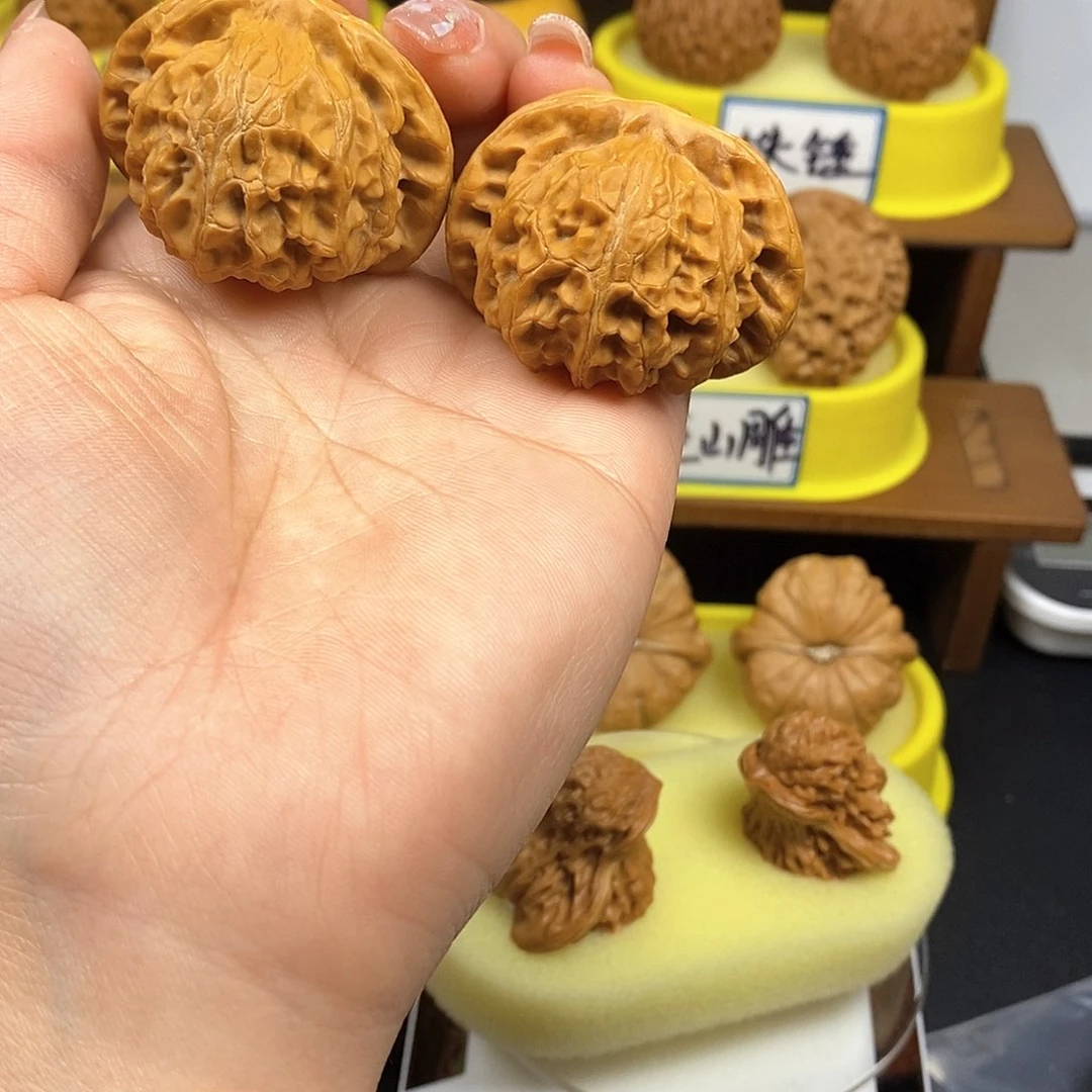 核桃宫灯 文玩/木作/... 文玩把