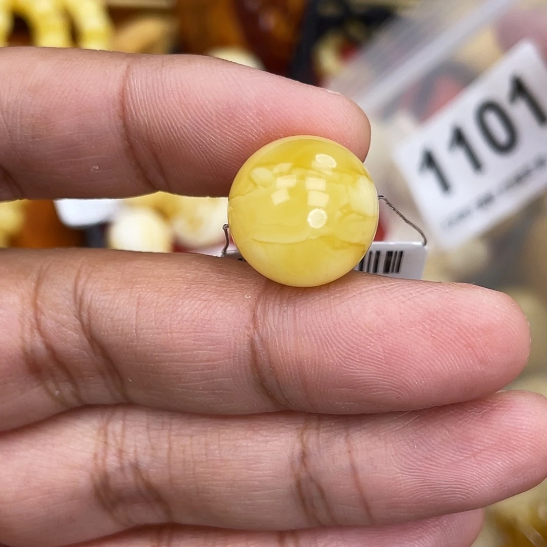 蜜蜡未镶嵌珠宝奇石粉15.5