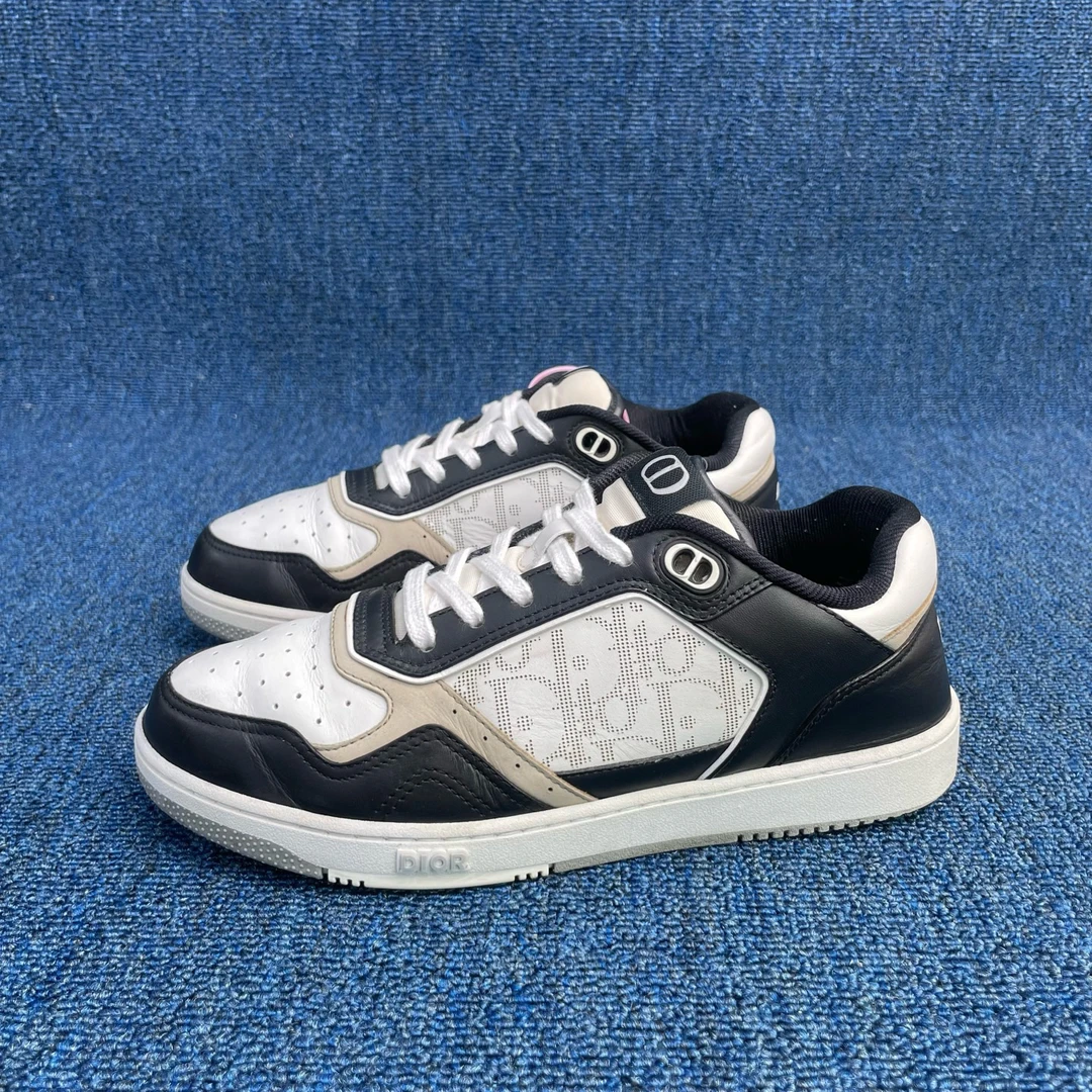 95新 DIOR/迪奥 38码 Dior迪奥 B27黑白 鞋底磨损 休闲鞋
