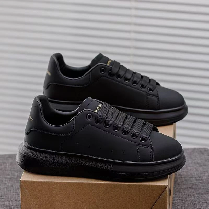 黑色板鞋2025春秋新款情侣鞋潮流百搭厚底增高鞋学生运动休闲潮鞋