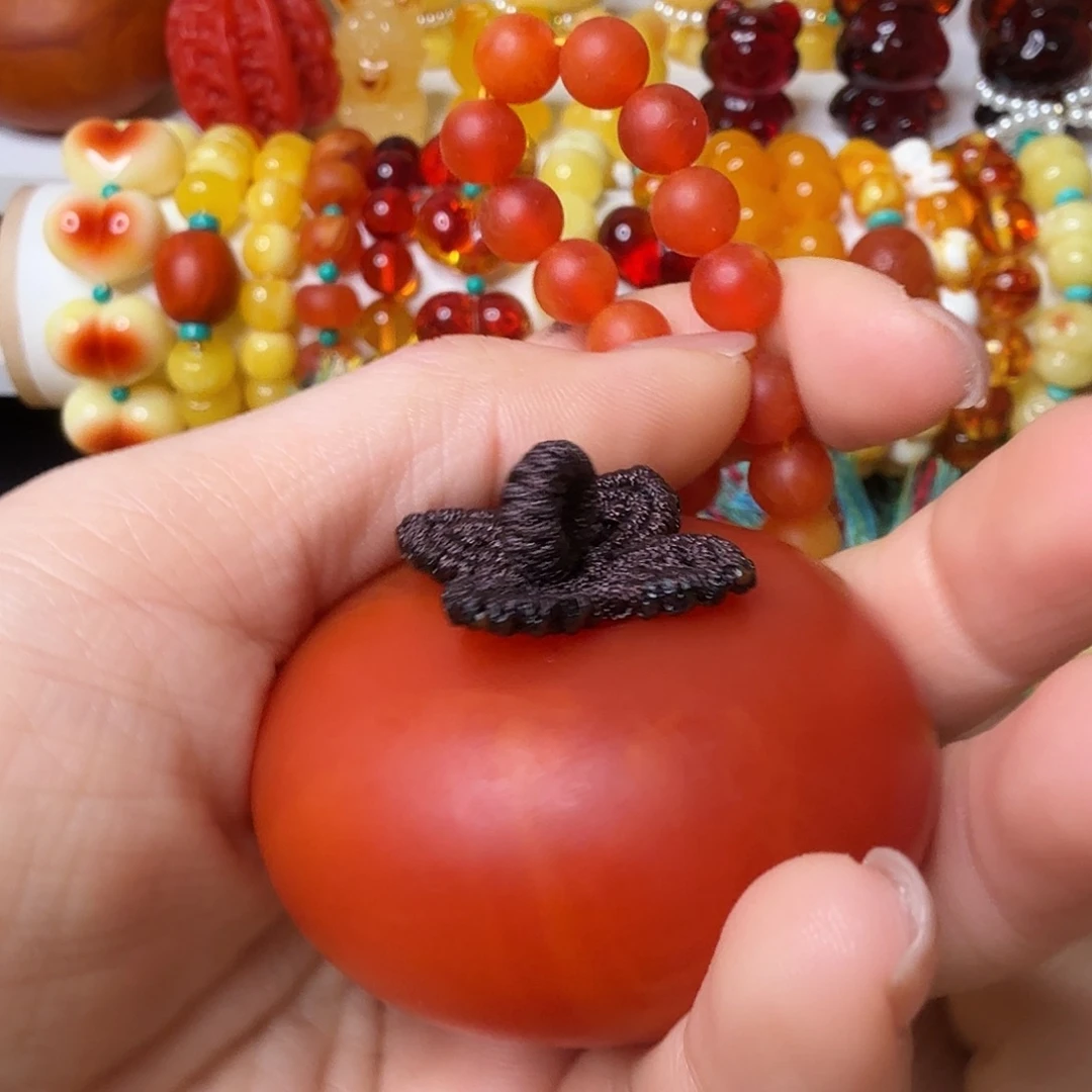 非金属绕指9颗珠子，红色柿子加1颗顶珠，定制款