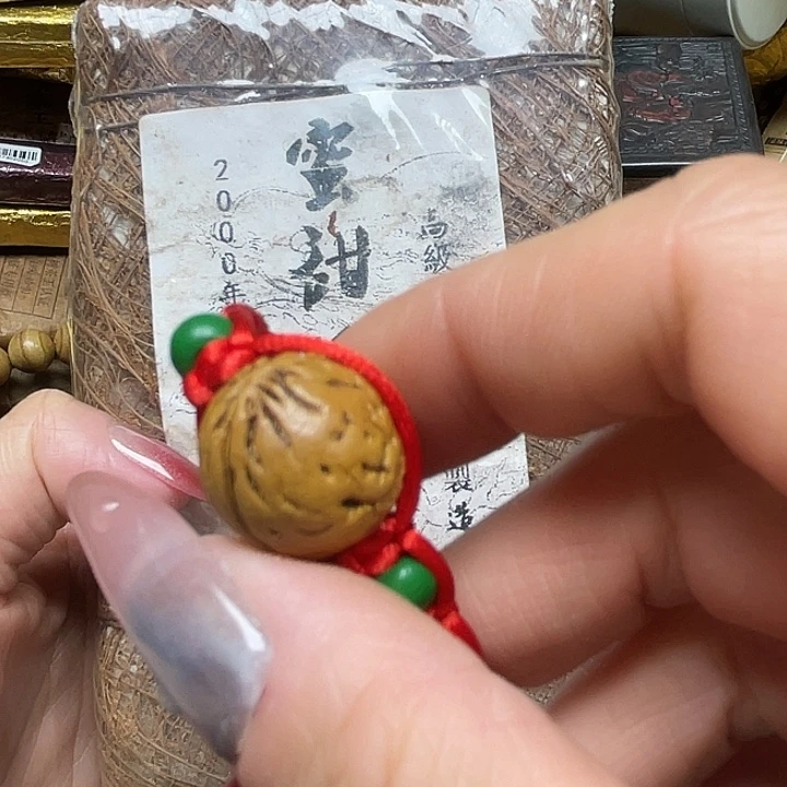 吊坠文玩核桃小桃核，转转链接……