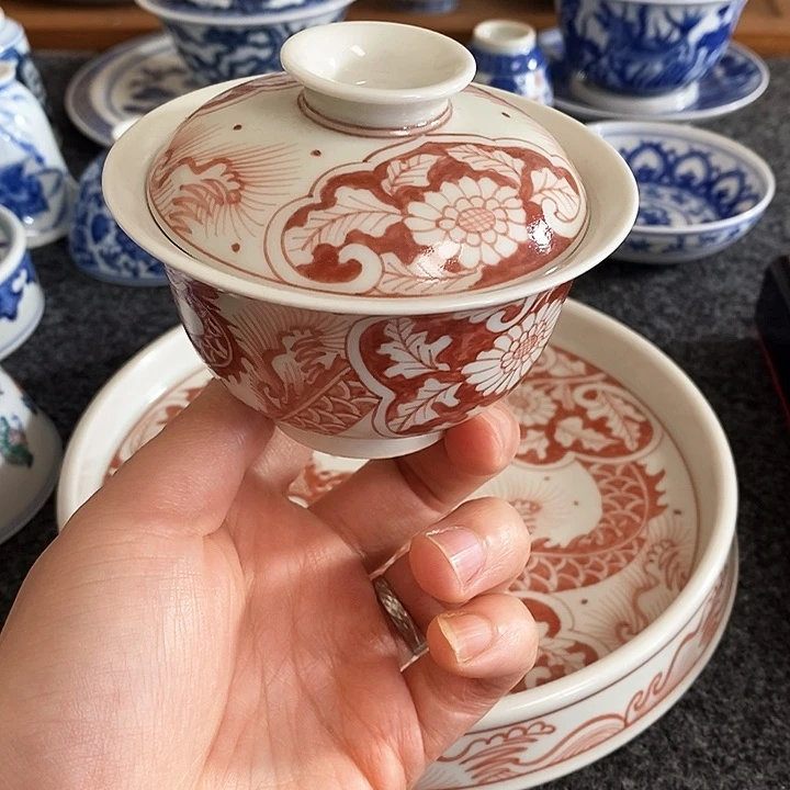 龙*釉里红龙纹盖碗