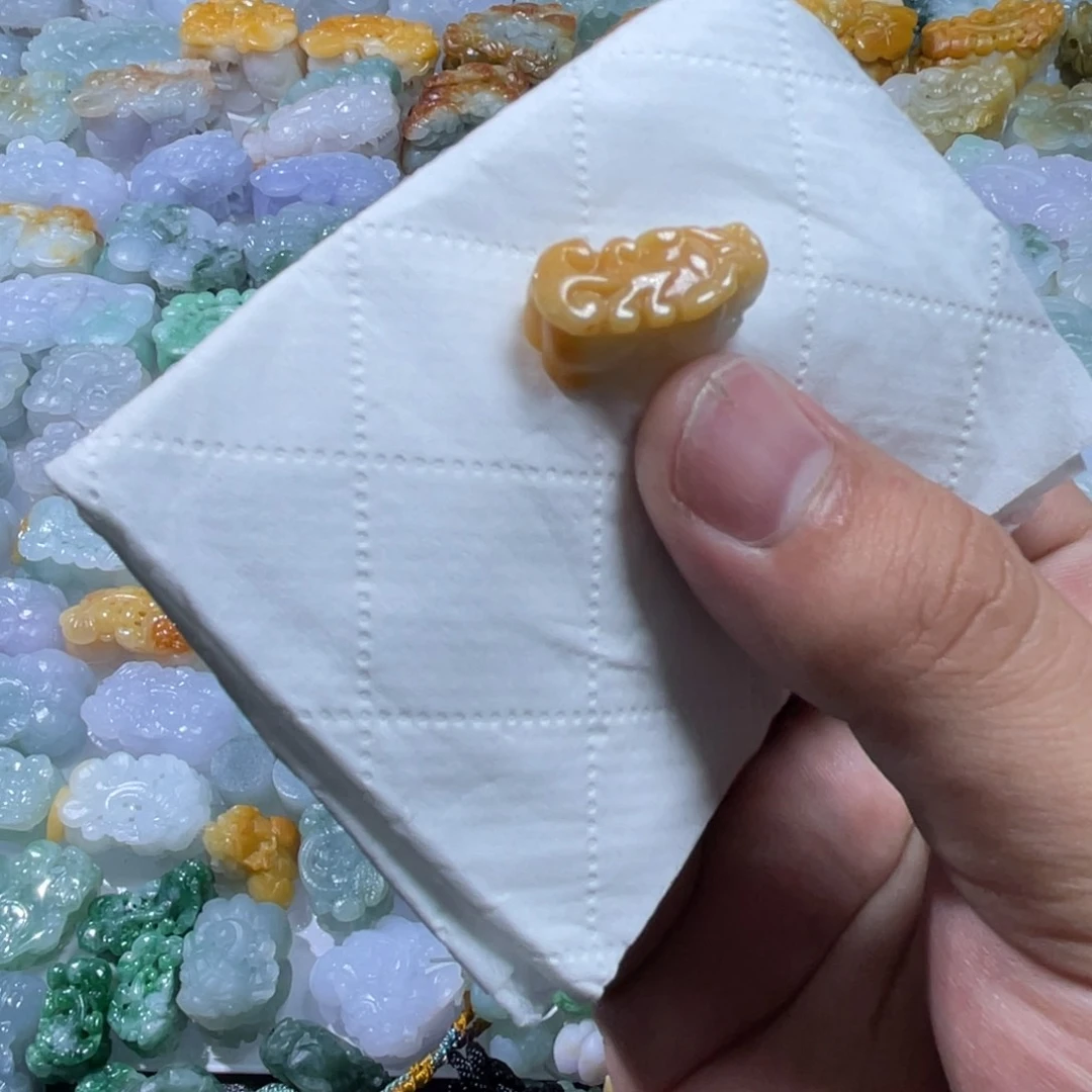 翡翠未镶嵌颈饰天然