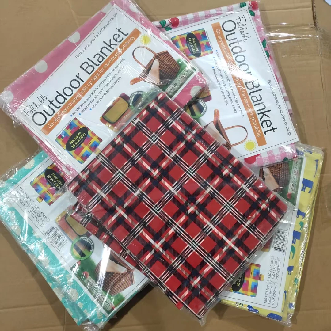 140×180防水野餐垫 不挑色 发2个