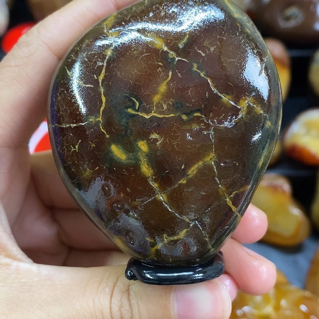 玛瑙/玉髓未镶嵌珠宝奇石