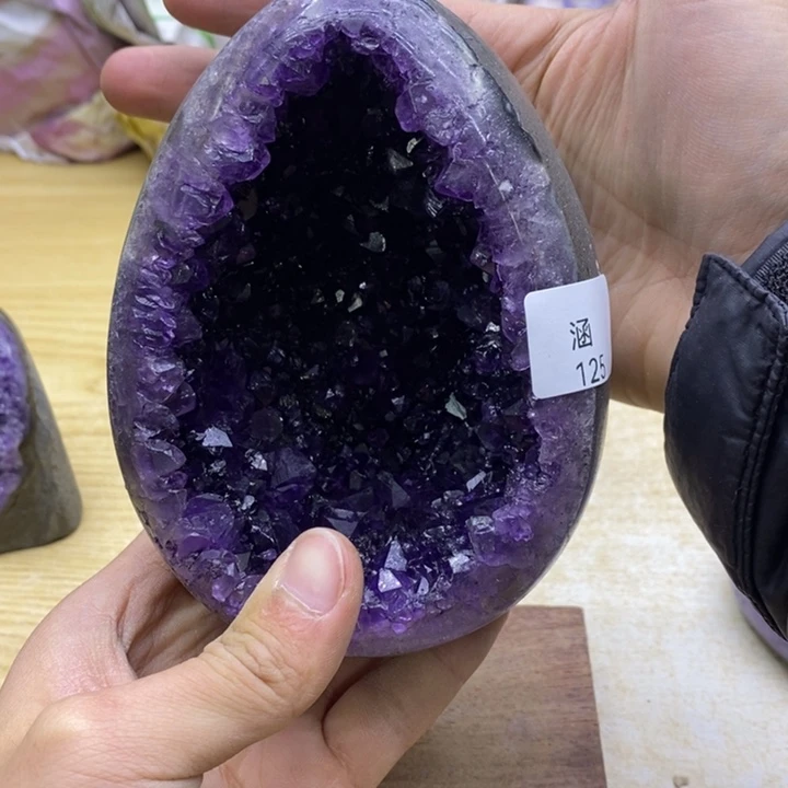 水晶大型摆件（非配饰）未镶嵌实**说