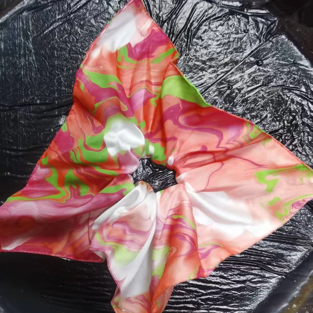 大号方巾漂漆发圈（手作微瑕完美主义慎拍✕退✕换）