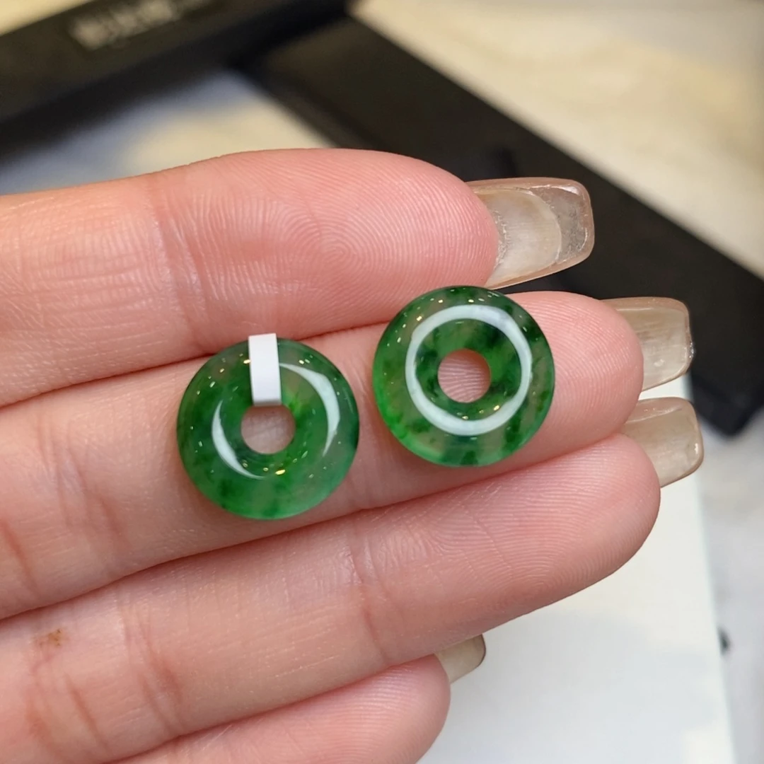 翡翠耳饰未镶嵌甜甜圈