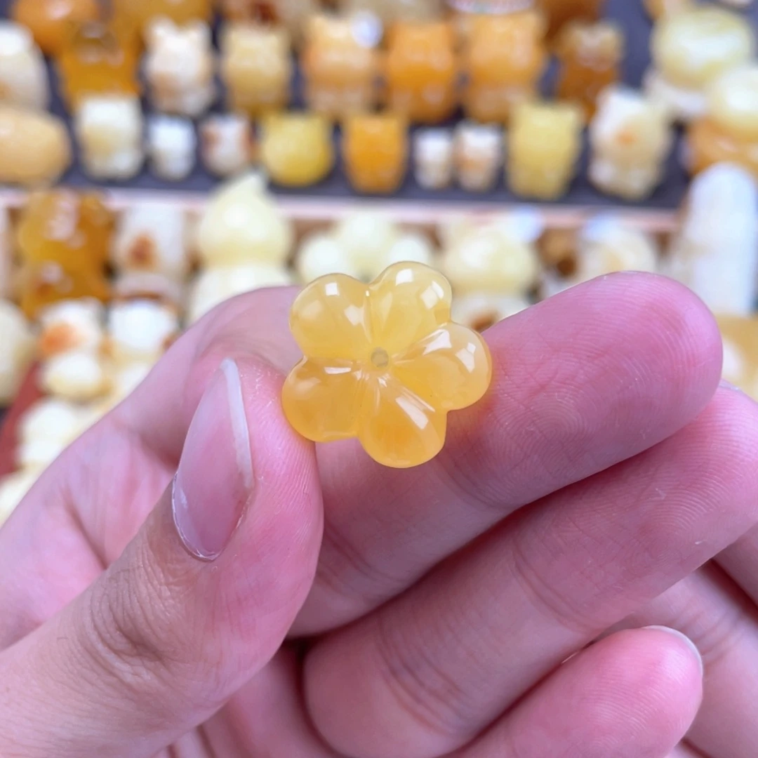 裸石琥珀未镶嵌蜜蜡
