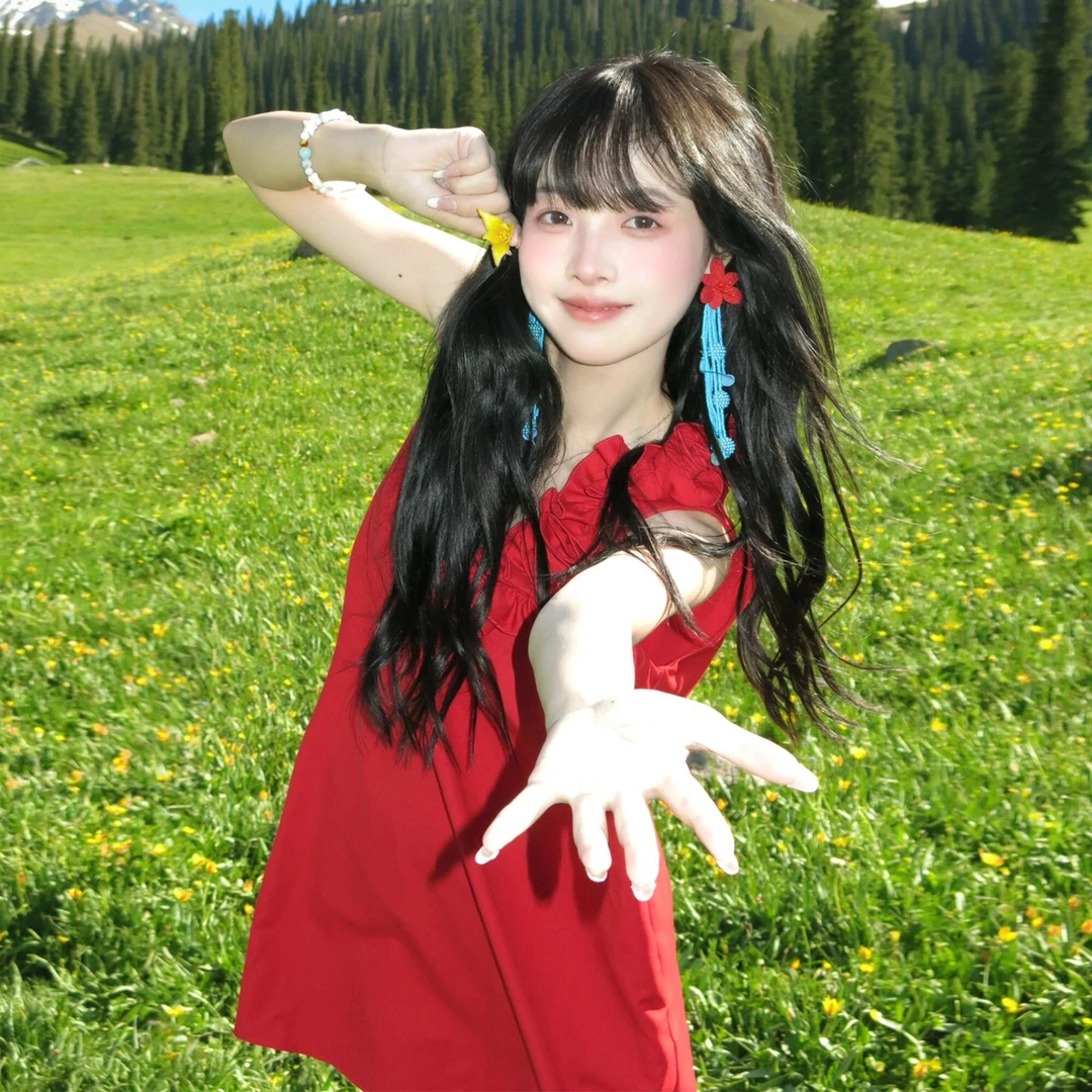 法式红色玫瑰花背心连衣裙女款爆款2025新款高级感轻奢无袖裙短裙