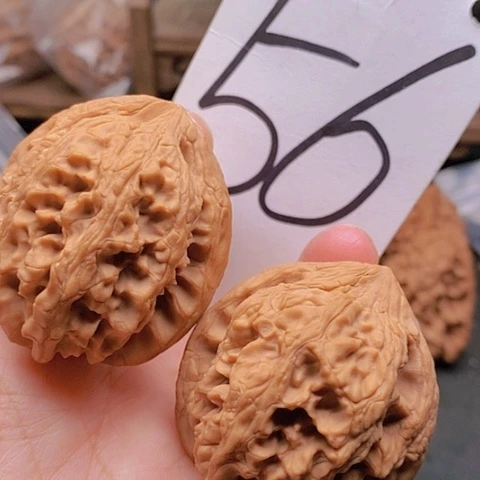 吊坠桃核42大姑石54克