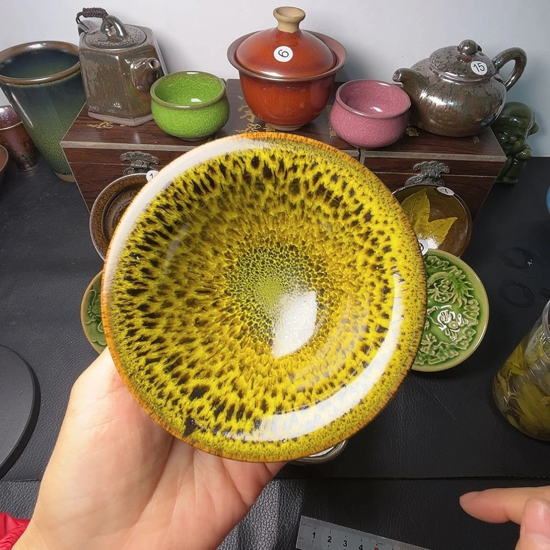 茶盏这几位朋友在这里做