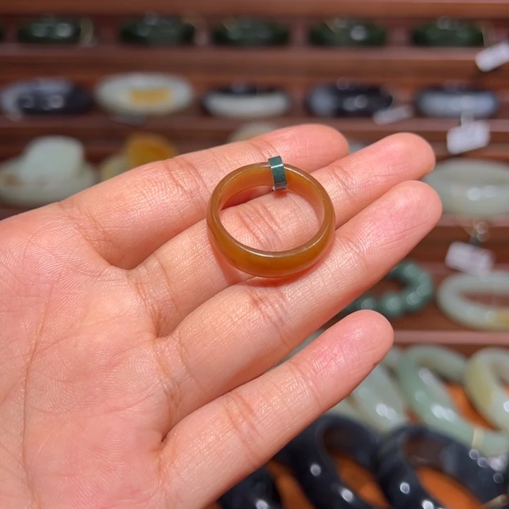 和田玉（糖玉）未镶嵌戒指