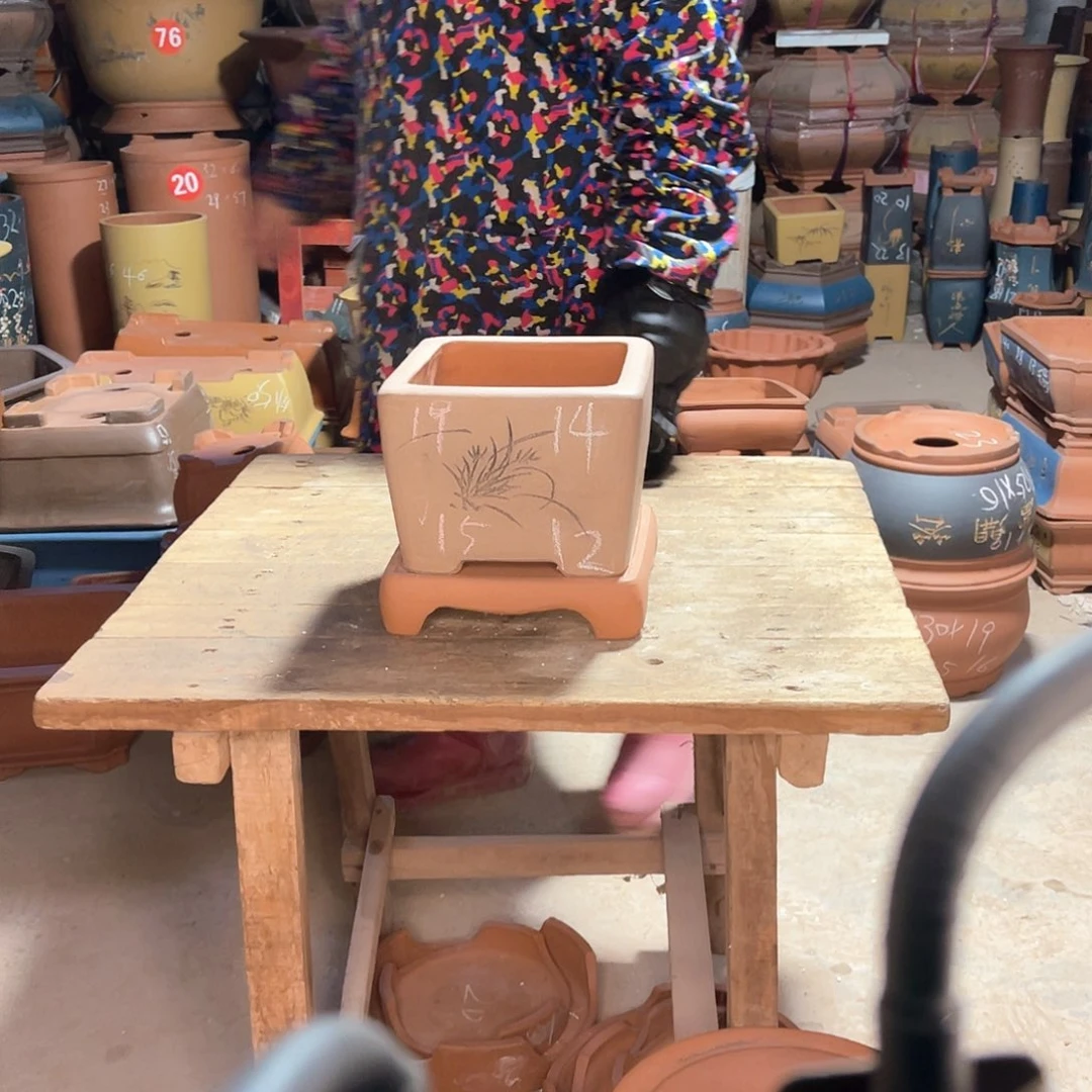 紫砂花盆四方盆一个