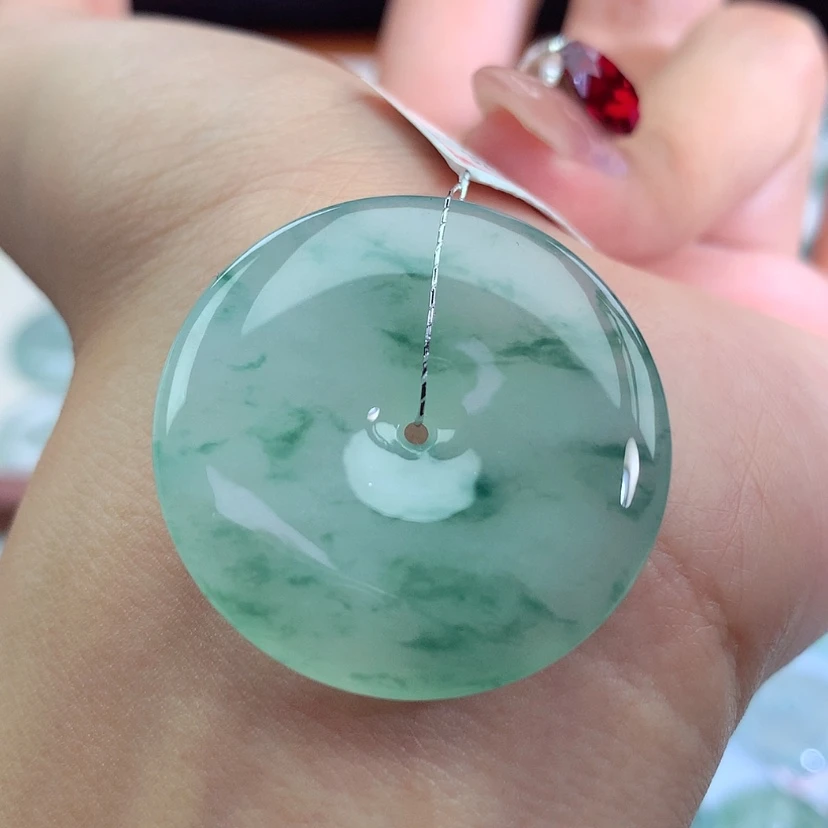 【闪购商品】翡翠吊坠(不含链)未镶嵌